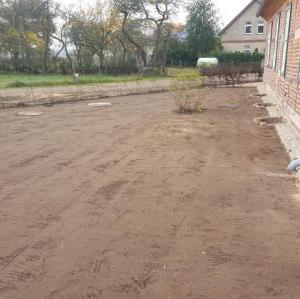 Rollrasen und Rasensaat